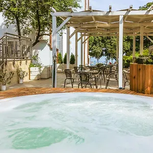 https://hotel-belle-epoque-beach.varna-hotels.com