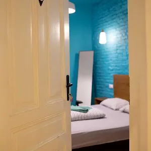 https://a16-hostel.varna-hotels.com